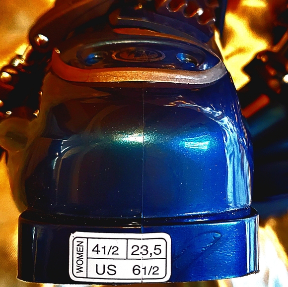 Tecnica 7X Innotec Blue Ski Boots - 293mm Size 6.5 Anti-Vibration System - Picture 2 of 16